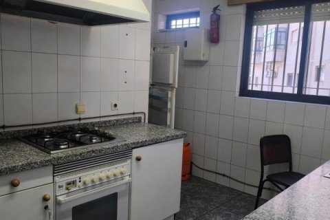 Liikekiinteistö myytävänä Astorga, Leon, Espanja, 4 makuuhuonetta, 180 m2 No. 188230 - kuva 10