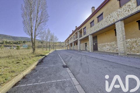Apartamento en venta en Teruel, España 2 dormitorios, 88 m2 No. 184903 - foto 6