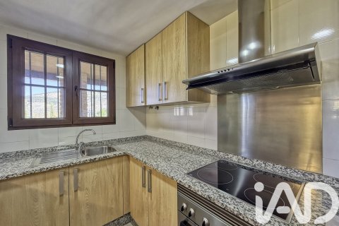Apartamento en venta en Teruel, España 2 dormitorios, 88 m2 No. 184903 - foto 12