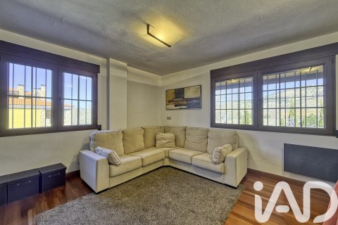 Apartamento en venta en Teruel, España 2 dormitorios, 88 m2 No. 184903 - foto 4