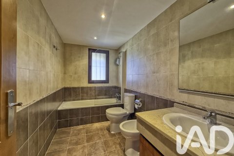 Apartamento en venta en Teruel, España 2 dormitorios, 88 m2 No. 184903 - foto 16