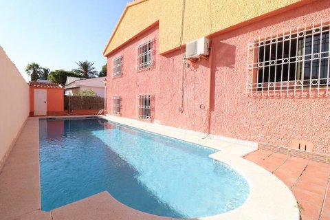 Villa for sale Alicante, Spain 5 bedrooms, 227 sq.m. No. 115638 - photo 16