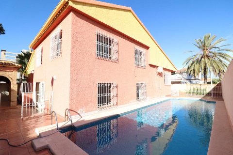 Villa for sale Alicante, Spain 5 bedrooms, 227 sq.m. No. 115638 - photo 1