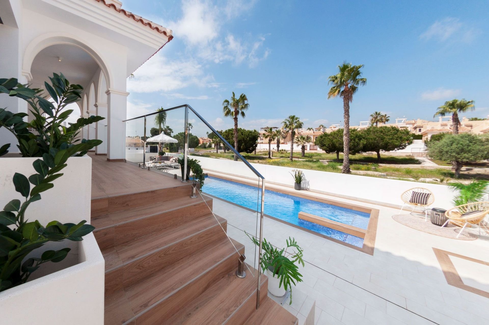 Hus i Rojales, Alicante, Spanien 4 sovrum, 225 kvm. Nr. 95719