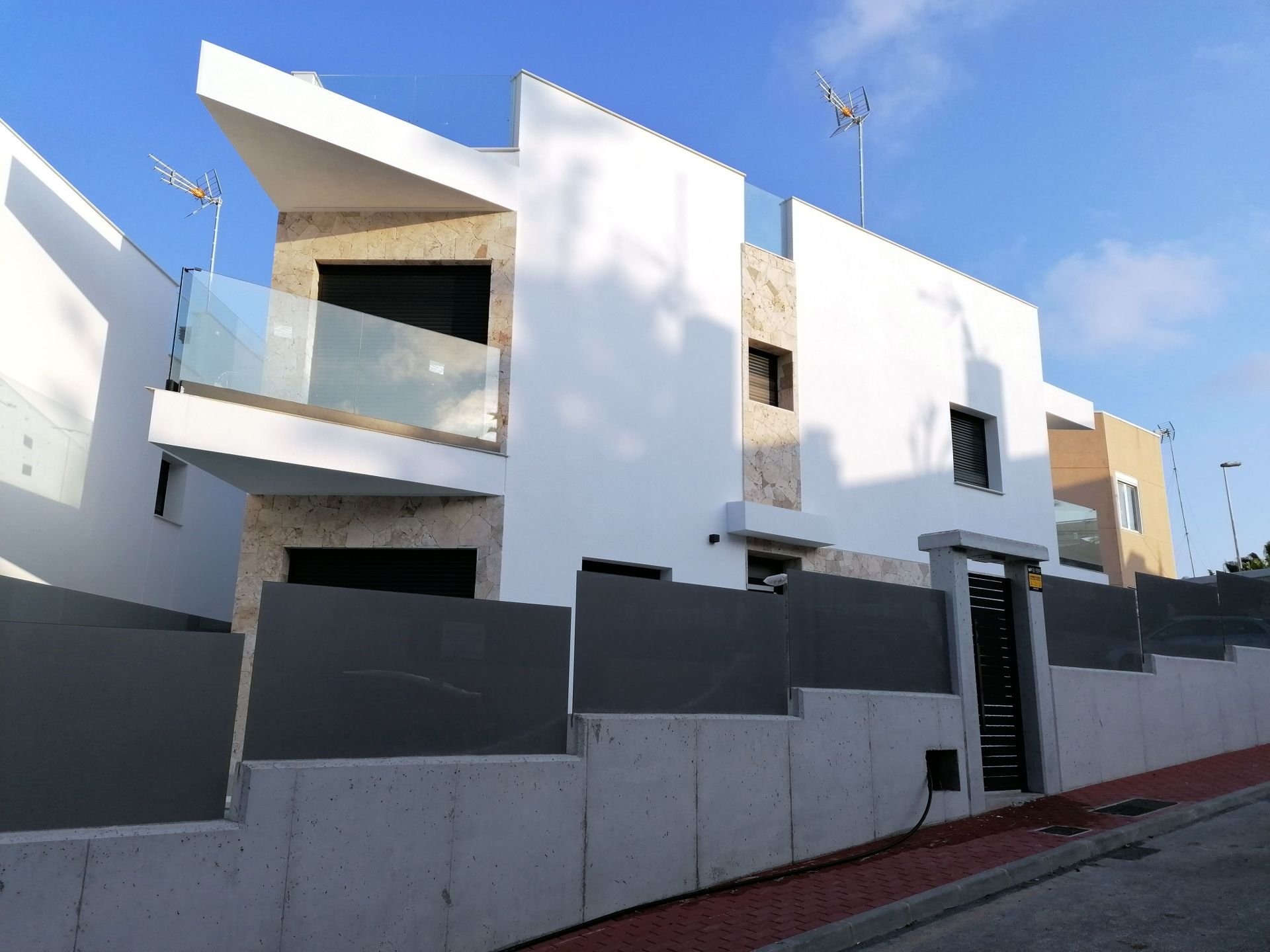 House à Torrevieja, Alicante, Espagne 3 chambres, 175 m2 No. 95720
