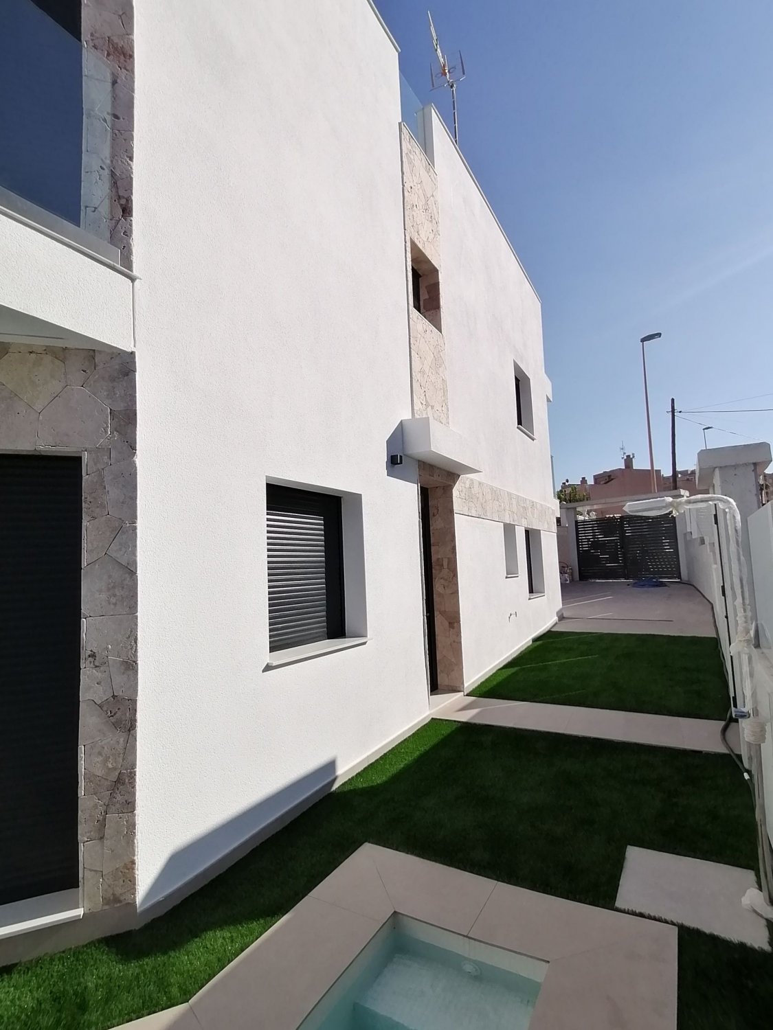 House à Torrevieja, Alicante, Espagne 3 chambres, 175 m2 No. 95720