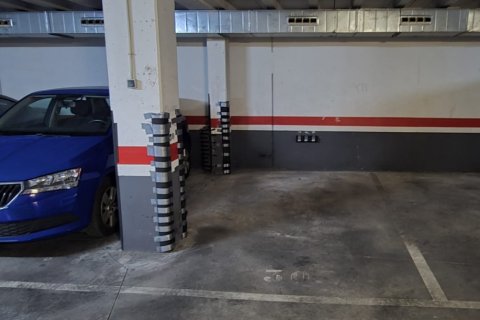Garage for sale in Sabadell, Barcelona, Spain 11 sq.m. No. 184763 - photo 4