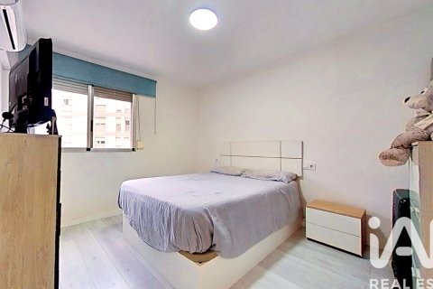 Apartment for sale in Tarragona, Spain 3 bedrooms, 82 sq.m. No. 184766 - photo 15