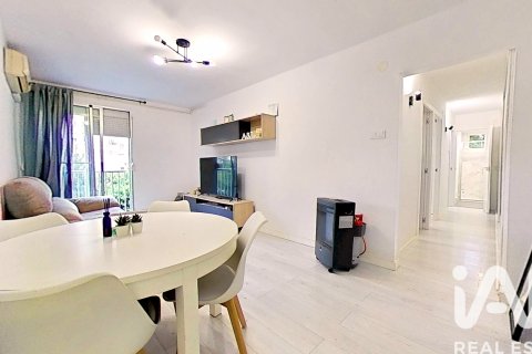 Apartment for sale in Tarragona, Spain 3 bedrooms, 82 sq.m. No. 184766 - photo 4