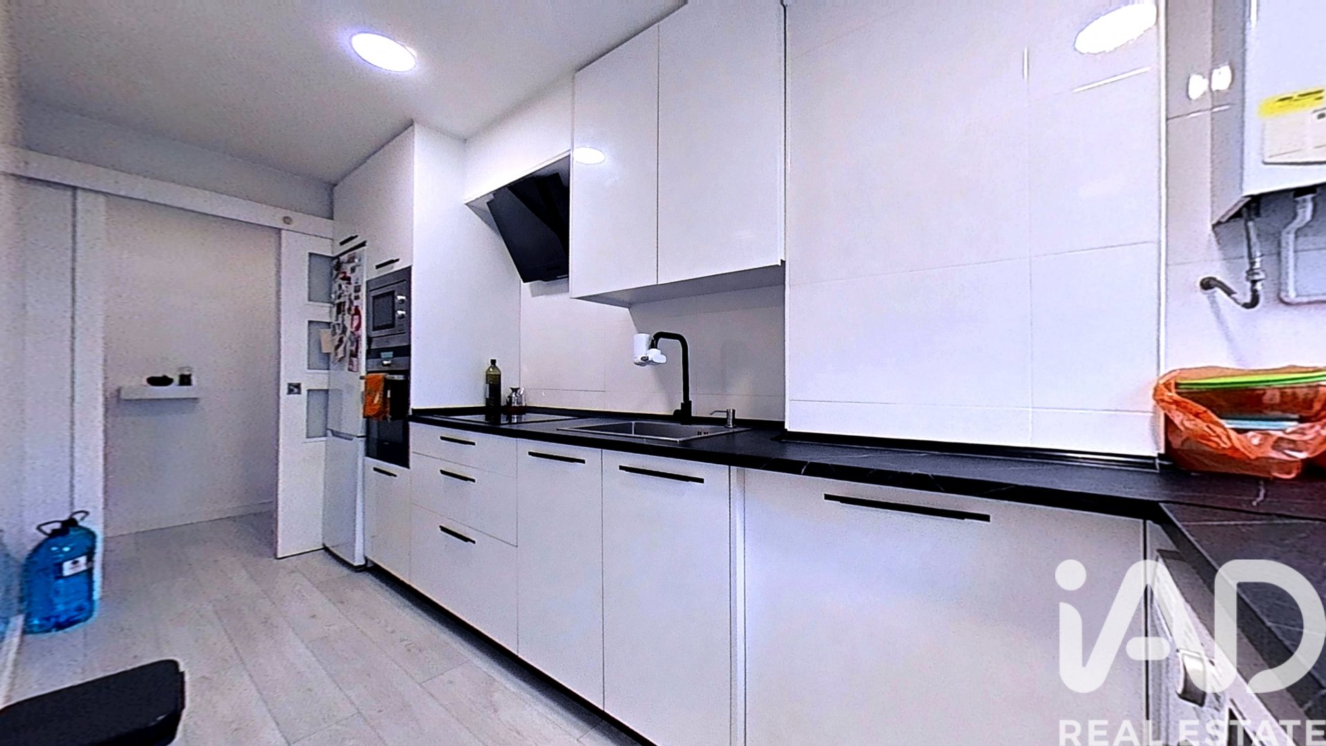 Appartamento a Tarragona, Spagna 3 camere da letto, 82 mq. N° 184766