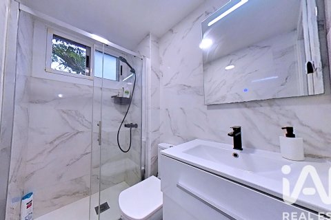 Apartment for sale in Tarragona, Spain 3 bedrooms, 82 sq.m. No. 184766 - photo 23