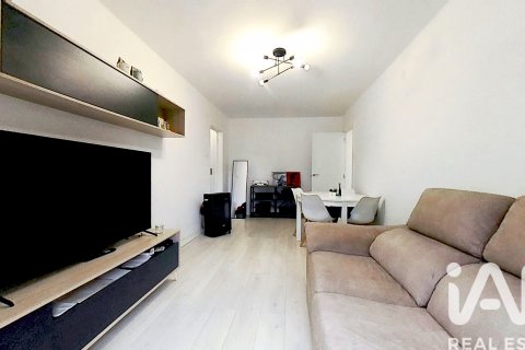 Apartment for sale in Tarragona, Spain 3 bedrooms, 82 sq.m. No. 184766 - photo 2