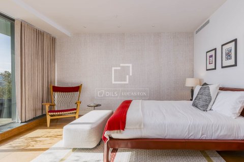 Apartment for sale in Barcelona, Spain 3 bedrooms, 194 sq.m. No. 164336 - photo 18