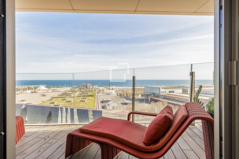 Apartment for sale in Barcelona, Spain 3 bedrooms, 194 sq.m. No. 164336 - photo 28