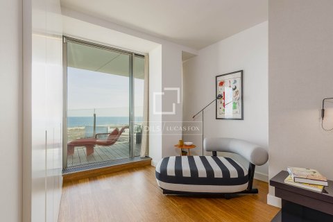 Apartment for sale in Barcelona, Spain 3 bedrooms, 194 sq.m. No. 164336 - photo 26