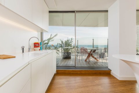 Apartment for sale in Barcelona, Spain 3 bedrooms, 194 sq.m. No. 164336 - photo 7