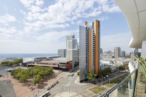 Huoneisto myytävänä Barcelona, Espanja, 3 makuuhuonetta, 185 m2 No. 164333 - kuva 12