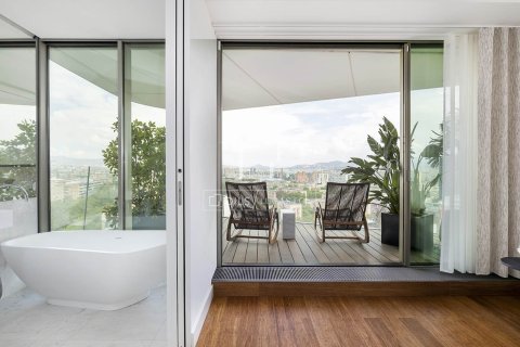Huoneisto myytävänä Barcelona, Espanja, 3 makuuhuonetta, 185 m2 No. 164333 - kuva 25