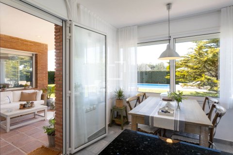 Villa à vendre à Sant Vicenc De Montalt, Barcelona, Espagne, 4 chambres, 451 m2 No. 164334 - photo 13