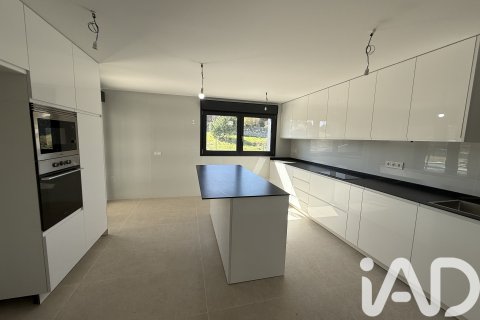Apartament w Galapagar, Madrid, Hiszpania 4 sypialnie, 400 mkw. nr 173079 – zdjęcie 12