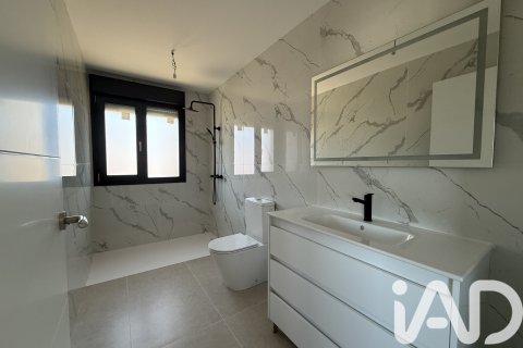 Apartament w Galapagar, Madrid, Hiszpania 4 sypialnie, 400 mkw. nr 173079 – zdjęcie 21