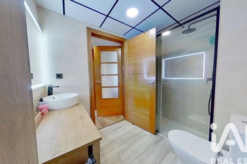 Apartment for sale in Tarragona, Spain 2 bedrooms, 84 sq.m. No. 173081 - photo 22