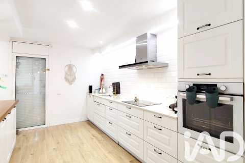 Casa adosada en venta en Sant Pere de Ribes, Barcelona, España 6 dormitorios, 372 m2 No. 173076 - foto 18