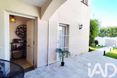 Casa adosada en venta en Sant Pere de Ribes, Barcelona, España 6 dormitorios, 372 m2 No. 173076 - foto 6