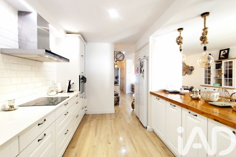 Casa adosada en venta en Sant Pere de Ribes, Barcelona, España 6 dormitorios, 372 m2 No. 173076 - foto 17