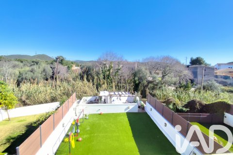 Casa adosada en venta en Sant Pere de Ribes, Barcelona, España 6 dormitorios, 372 m2 No. 173076 - foto 27