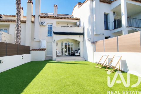 Casa adosada en venta en Sant Pere de Ribes, Barcelona, España 6 dormitorios, 372 m2 No. 173076 - foto 12