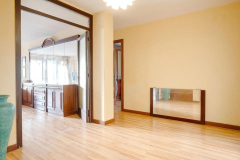 Apartment for sale in Sant Andreu de Llavaneres, Barcelona, Spain 3 bedrooms, 125 sq.m. No. 164945 - photo 4