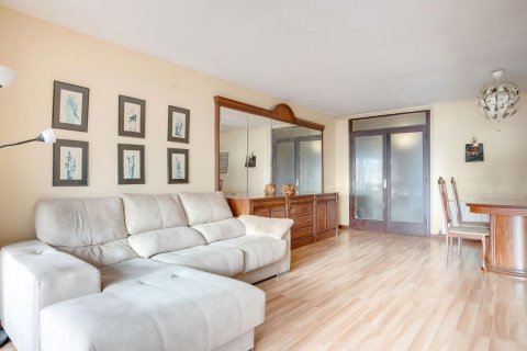 Apartment for sale in Sant Andreu de Llavaneres, Barcelona, Spain 3 bedrooms, 125 sq.m. No. 164945 - photo 12
