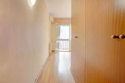 Apartment for sale in Sant Andreu de Llavaneres, Barcelona, Spain 3 bedrooms, 125 sq.m. No. 164945 - photo 25