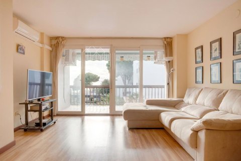 Apartment for sale in Sant Andreu de Llavaneres, Barcelona, Spain 3 bedrooms, 125 sq.m. No. 164945 - photo 9