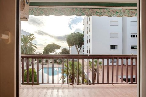 Apartment for sale in Sant Andreu de Llavaneres, Barcelona, Spain 3 bedrooms, 125 sq.m. No. 164945 - photo 16