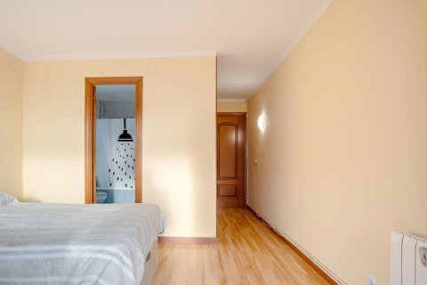 Apartment for sale in Sant Andreu de Llavaneres, Barcelona, Spain 3 bedrooms, 125 sq.m. No. 164945 - photo 30
