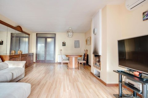 Apartment for sale in Sant Andreu de Llavaneres, Barcelona, Spain 3 bedrooms, 125 sq.m. No. 164945 - photo 6