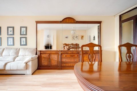 Apartment for sale in Sant Andreu de Llavaneres, Barcelona, Spain 3 bedrooms, 125 sq.m. No. 164945 - photo 13