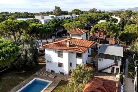 Сasa en venta en Gavà, Barcelona, España 4 dormitorios, 550 m2 No. 164943 - foto 3