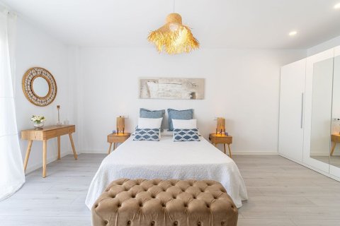 Apartment for sale in Sitges, Barcelona, Spain 3 bedrooms, 192 sq.m. No. 164941 - photo 15