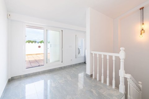 Apartment for sale in Sitges, Barcelona, Spain 3 bedrooms, 192 sq.m. No. 164941 - photo 20