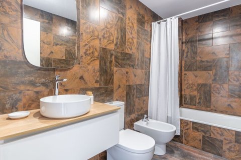 Apartment for sale in Sitges, Barcelona, Spain 3 bedrooms, 192 sq.m. No. 164941 - photo 17