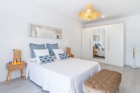 Apartment for sale in Sitges, Barcelona, Spain 3 bedrooms, 192 sq.m. No. 164941 - photo 16