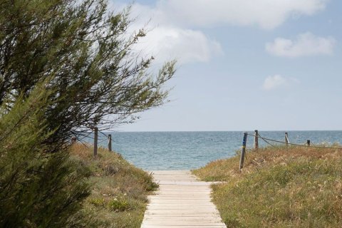 Apartment for sale in Gava, Barcelona, Spain 3 bedrooms, 122 sq.m. No. 164942 - photo 21