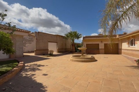 Villa for sale in Los Nietos, Murcia, Spain 6 bedrooms, 440 sq.m. No. 164915 - photo 3