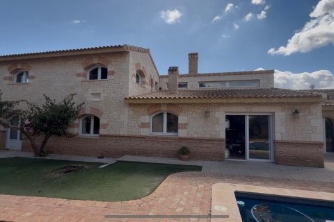 Villa for sale in Los Nietos, Murcia, Spain 6 bedrooms, 440 sq.m. No. 164915 - photo 9