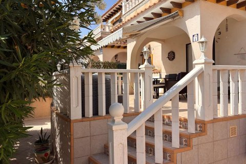 Villa en venta en Alicante, España 2 dormitorios, 80 m2 No. 193205 - foto 8