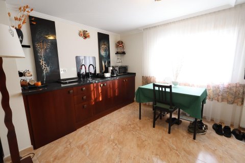 Apartamento en venta en Torrevieja, Alicante, España 5 dormitorios, 311 m2 No. 142655 - foto 11