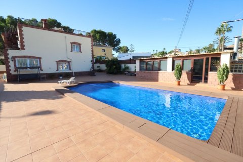 Apartamento en venta en Torrevieja, Alicante, España 5 dormitorios, 311 m2 No. 142655 - foto 1